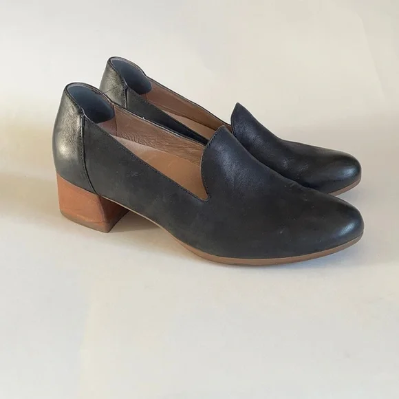 Dansko Black Leather Block Heel Loafers size 38 - Picture 2 of 11